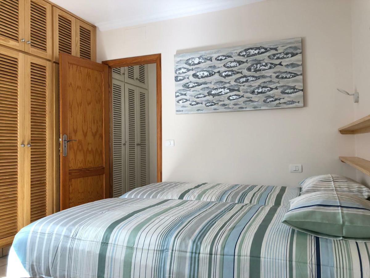 Apartamentos El Faro Puerto De Naos Exterior photo